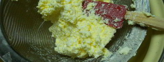 творожное суфле с белым шоколадом и клубникой. Шаг 6