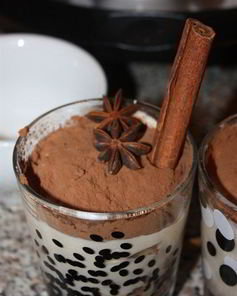 Тирамису с ликером Амаретто и апельсиновой цедрой