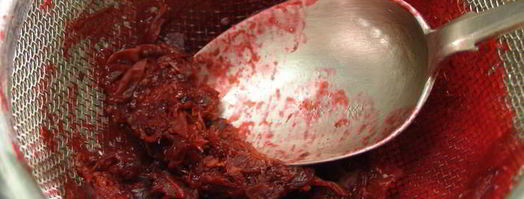 брусничный зефир с малиновым соусом. Шаг 4