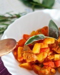 Азу из говядины с огурцами