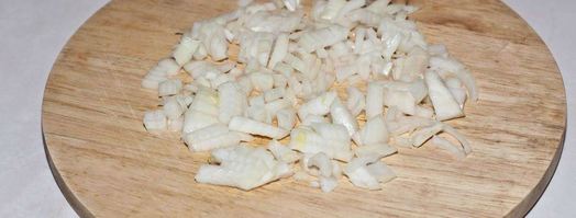 азу с солеными огурцами и с картошкой. Шаг 5