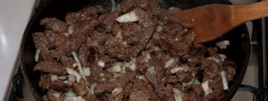 азу с солеными огурцами и с картошкой. Шаг 10