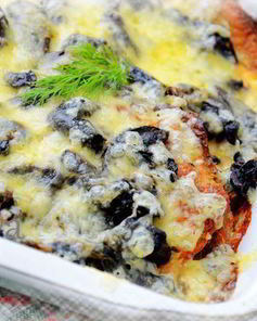 Ароматные картофельно-кабачковые драники, запеченные с подберезовиками