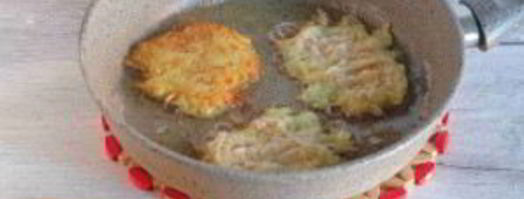 драники из картофеля, кабачка и яблока. Шаг 5