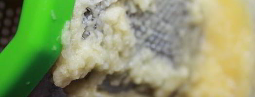 драники с чесноком. Шаг 3