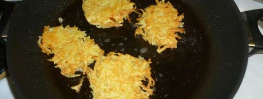 драники с сыром и горчичным соусом. Шаг 5