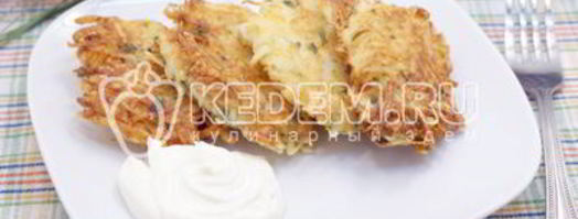 драники с сыром и зеленью. Шаг 8