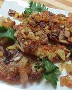 Драники со шкварками