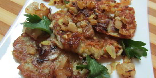 Драники со шкварками