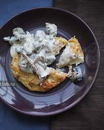 Драники со сметано-грибным соусом