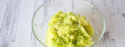 кабачковые драники из кабачков и картошки. Шаг 3