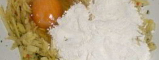 картофельные драники в мультиварке. Шаг 4