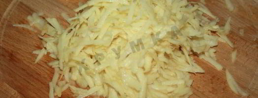 картофельные колдуны с сосисками и сыром в микроволновке. Шаг 3