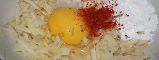 картофельные колдуны с сосисками и сыром в микроволновке. Шаг 4