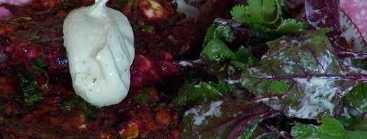 свекольные драники с брынзой. Шаг 11