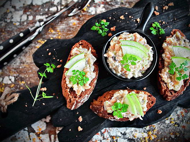 Рецепт форшмака из сельди с зеленым яблоком