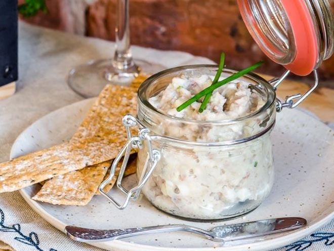 Рецепт форшмака с тостами