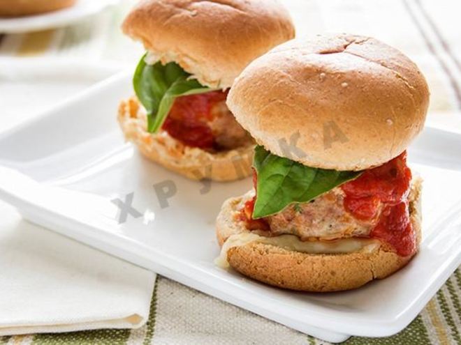 Рецепт булочек с фрикадельками из индейки в духовке