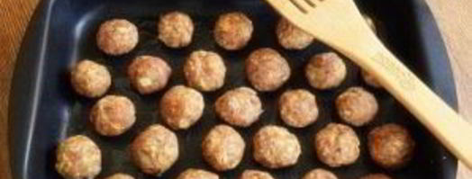 фрикадельки под томатно-сырным соусом. Шаг 4