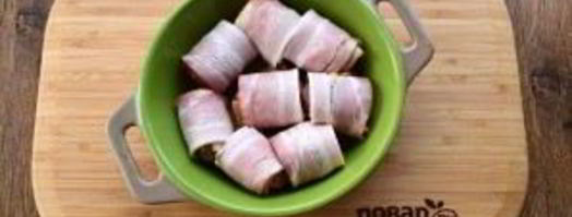 фрикадельки с беконом в сливочно-томатном соусе. Шаг 3