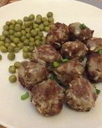 Фрикадельки с капустой в духовке