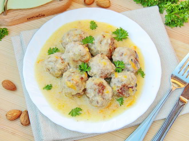 Рецепт фрикаделек с пармезаном и миндалем