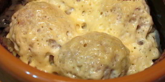 Фрикадельки в горшочке