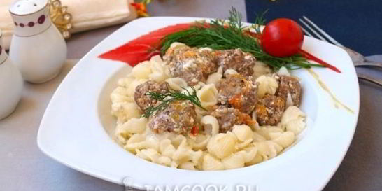 Фрикадельки в сливочном соусе