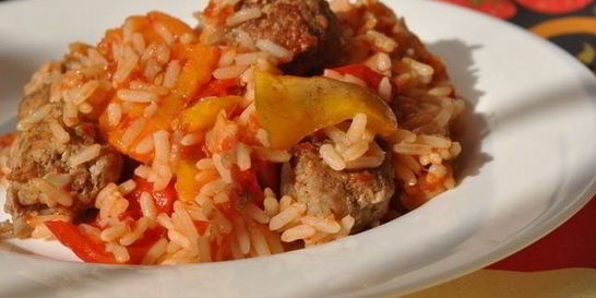 Котлетки-фрикадельки с рисом и овощами