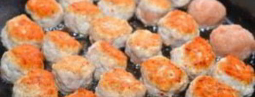 куриные фрикадельки в ароматном томатном соусе. Шаг 8