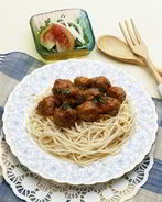 Куриные фрикадельки в соевом соусе