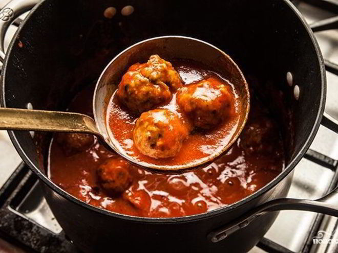 Рецепт мясных фрикаделек с подливкой