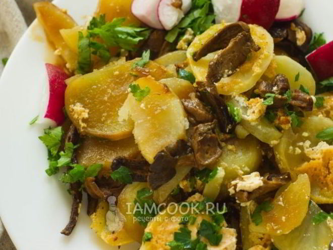 Рецепт картошки с грибами в сметане в духовке