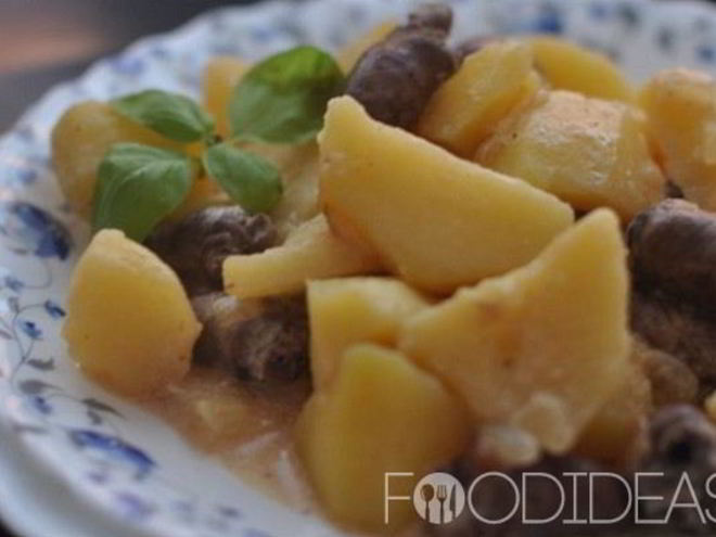 Рецепт картошки с куриными сердечками в мультиварке
