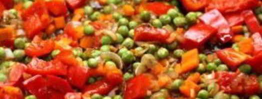 рис со свининой, омлетом и овощами. Шаг 6