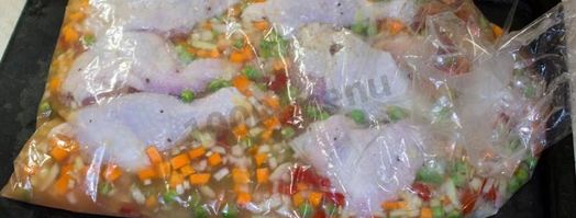 рис в рукаве с курицей и овощами. Шаг 21