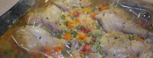 рис в рукаве с курицей и овощами. Шаг 22