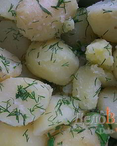 Вареная молодая картошка