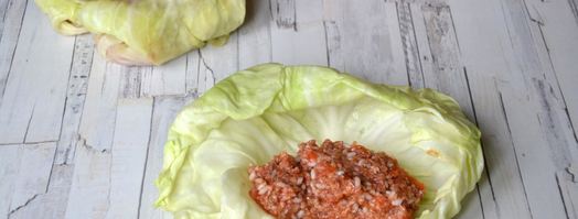 голубцы с фаршем и рисом в кастрюле. Шаг 11