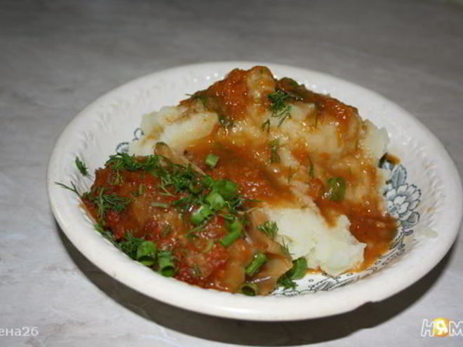 Рецепт голубцов в подливе с пюре