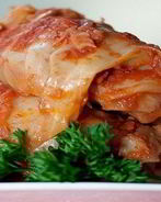 Голубцы в томатном соусе с квашеной капустой