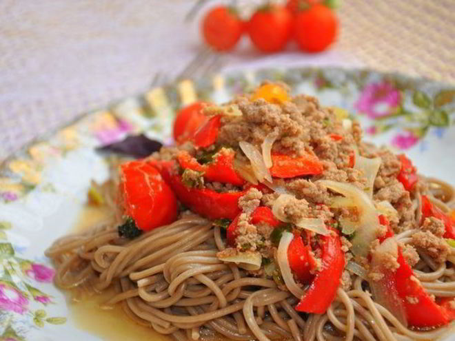 Рецепт гречневой лапши с овощами