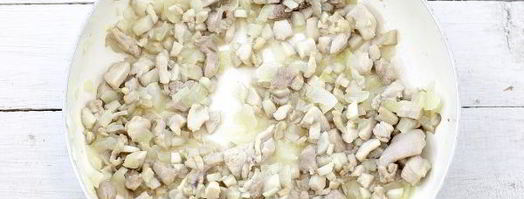 шампиньоны фаршированные курицей и сыром. Шаг 6