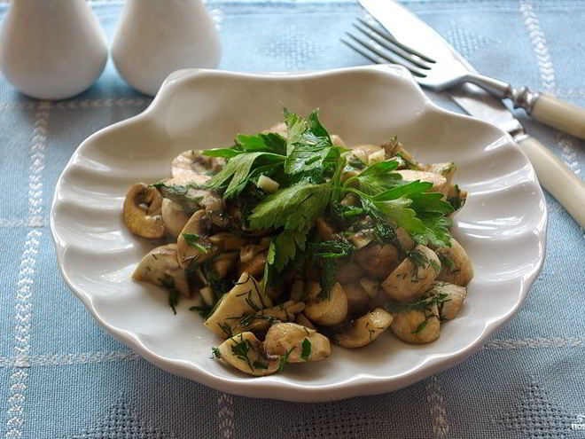 Рецепт шампиньонов с чесноком и зеленью