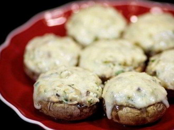 Рецепт шампиньонов с курицей и сыром фета