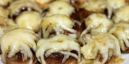 Шампиньоны, запеченные с сыром
