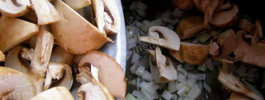 тушеные грибы в мультиварке. Шаг 8