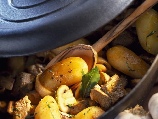 Рецепт жаренки с грибами, мясом и картофелем