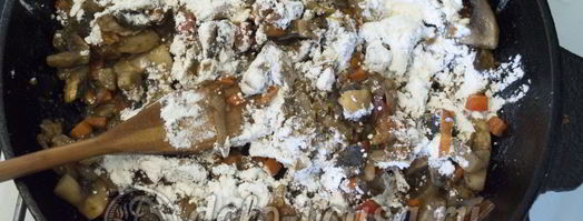 грибной гуляш. Шаг 9