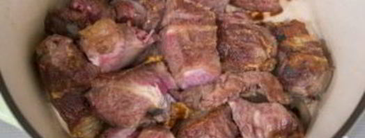 гуляш из говядины и кислой капусты. Шаг 3